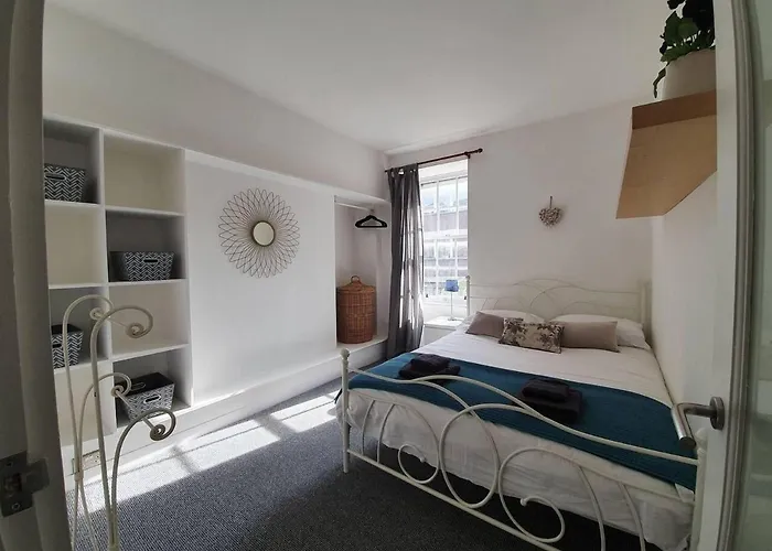 Lovely 2 Bedroom Flat In The Heart Of The * Edimburgo