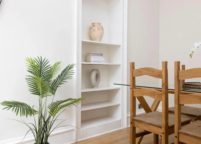 Joivy Chic Near Stockbridge Market Edimburgo