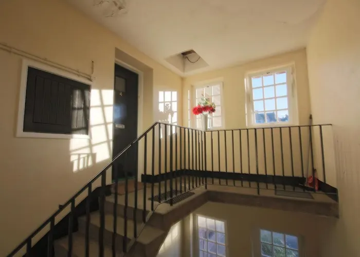 Mid-mile דירה אדינבורו