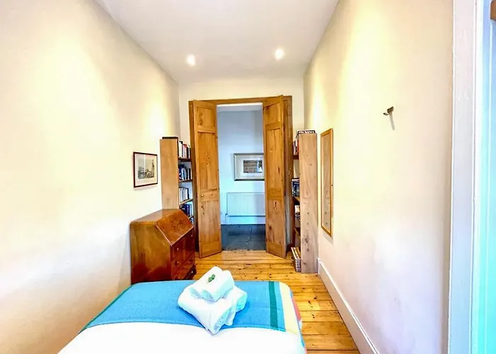 Appartement Incredible St Andrew's Sq - 2 Bed In The Sky Édimbourg