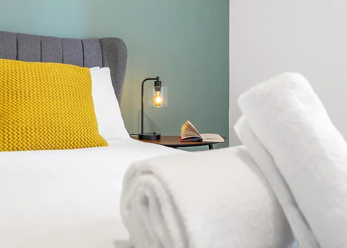 Cozy With Character Lovely شقة *