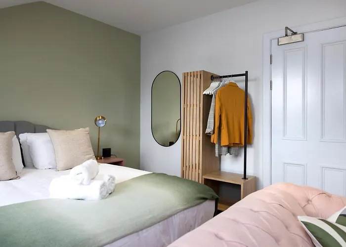 Dragon Luxury Serviced At Alva Street Apartment Edinburgh