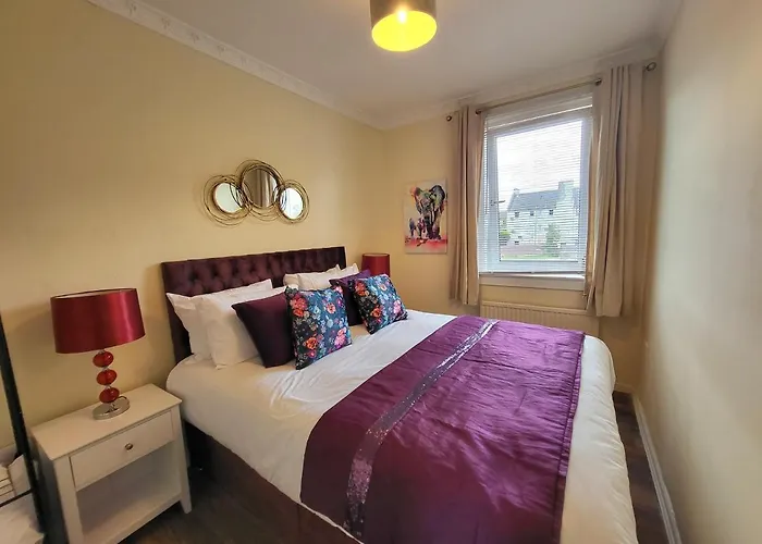 4 Bedrooms By Sensational Short Lets & Serviced Apartment