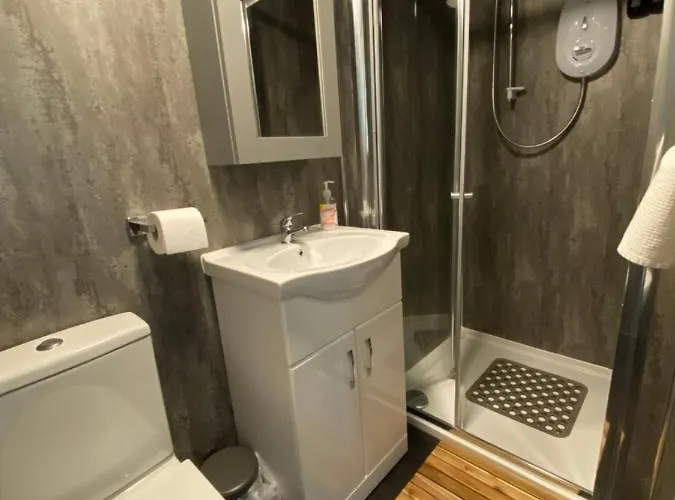 The 3* Edinburg