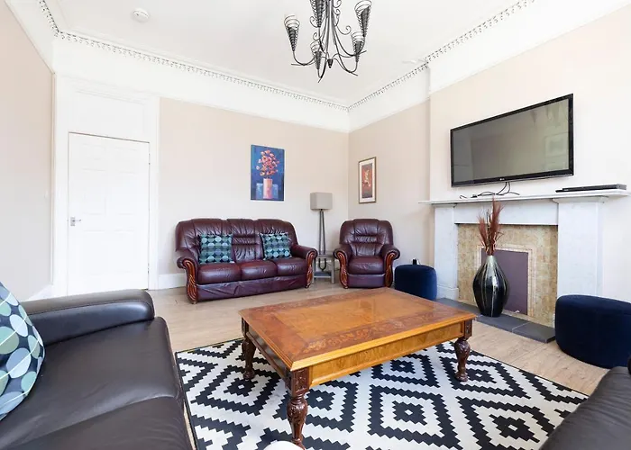 شقة Joivy Family Flat Near Leith