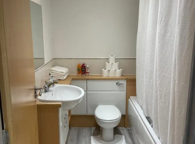 The Shore Tower Place * Edinburgh