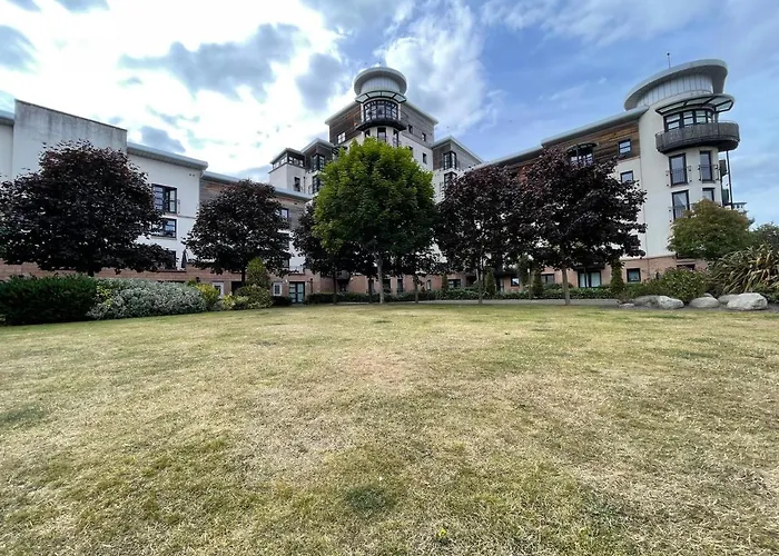 The Shore Tower Place * Edinburgh