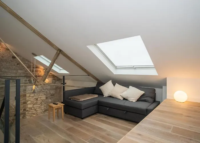 2bd Loft Style - - Free Parking - Pass The Keys