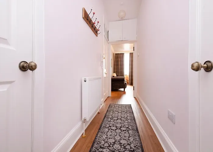 Joivy Cozy Near Castle Apartmán *