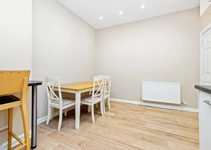 شقة Joivy Family Flat Near Leith إدنبرة