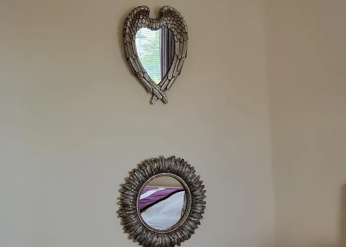 Apartment 4 Bedrooms By Sensational Short Lets & Serviced Edinburgh