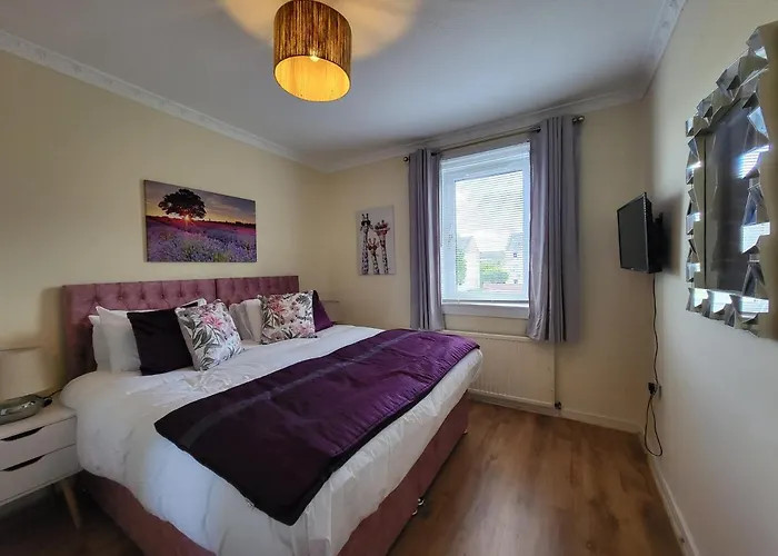 4 Bedrooms By Sensational Short Lets & Serviced Apartment Edinburgh