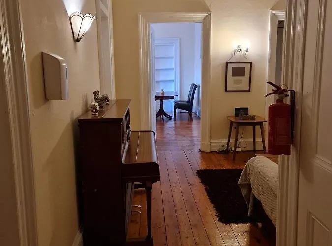 Apex Haymarket Station Apartment