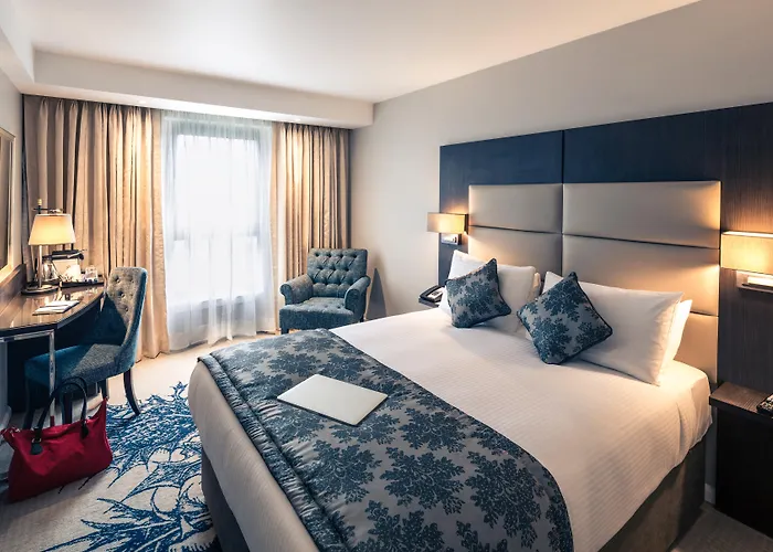 Mercure Haymarket 4*