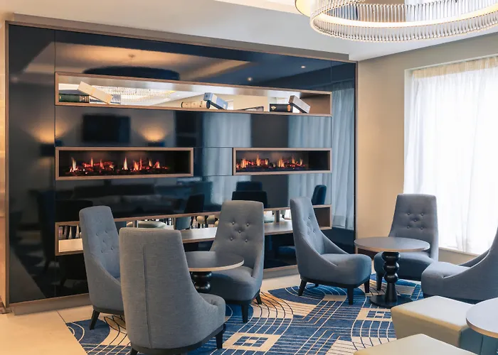 Mercure Haymarket 4*