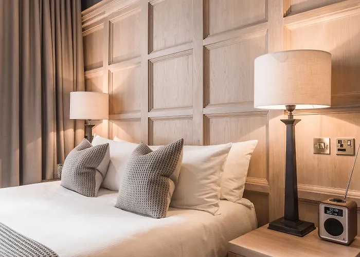 The Scotsman Hotell 4*