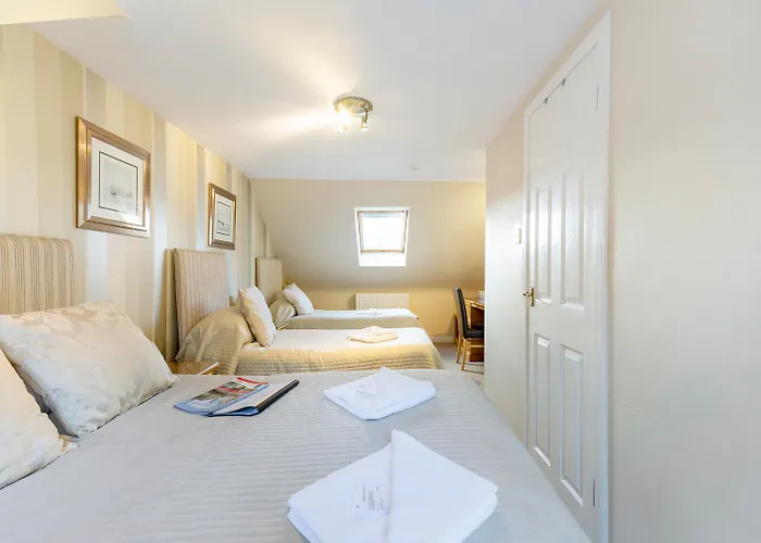 Arden Guest House, Craigmillar Castle ホテル 3*