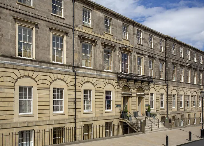 Express Centre By Ihg Hotel