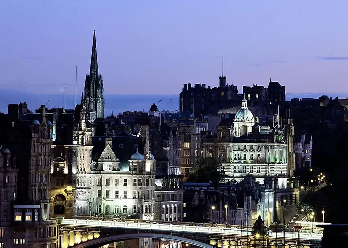 Express Centre By Ihg 3*