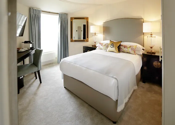 Nira Caledonia Otel Edinburgh