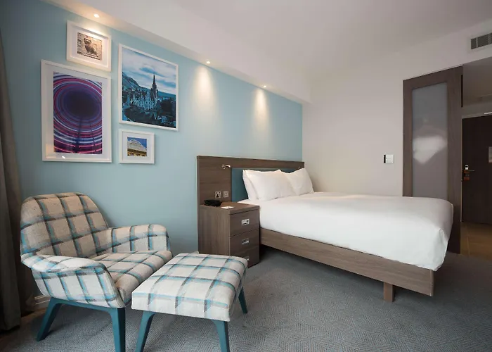 Hampton By Hilton West End 3*