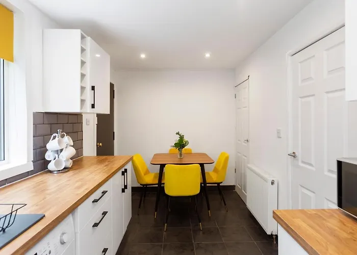 Stylish 3 Bed Abode-parking And Garden * אדינבורו