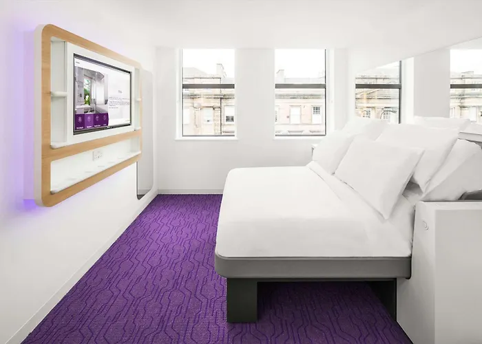 Yotel 4*