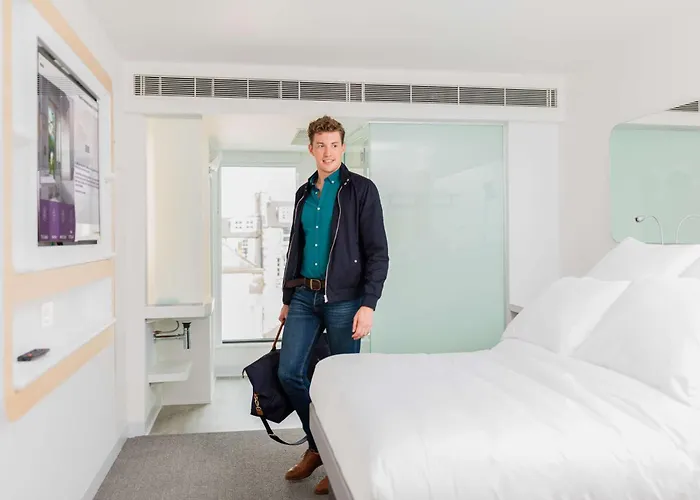 Yotel 爱丁堡
