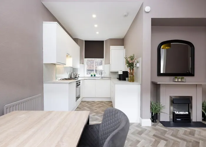 Joivy Homely By St Giles With Desk Διαμέρισμα Εδιμβούργο