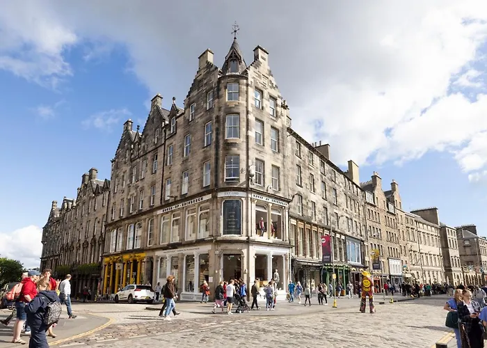 Διαμέρισμα Joivy Homely By St Giles With Desk