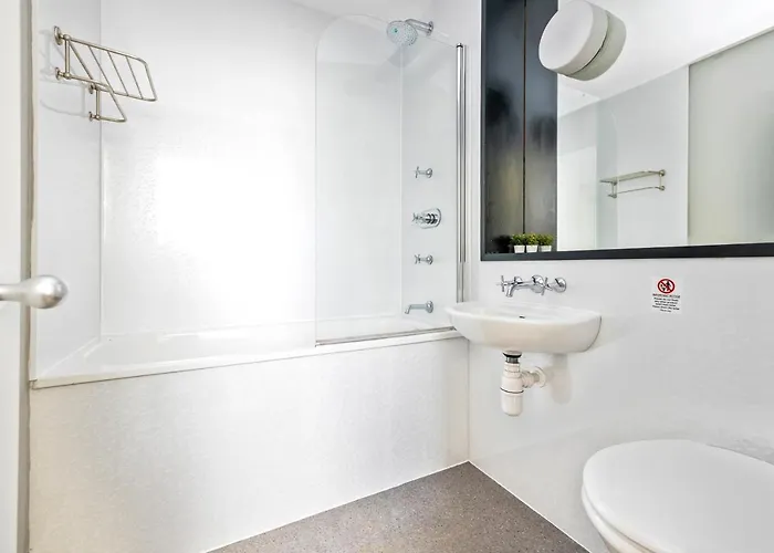 Altido Cosy In Newington *