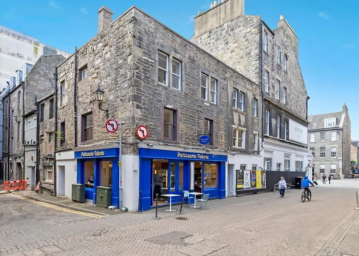 Joivy Modern Flat On Rose Street