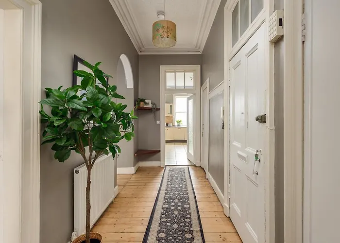 דירה 2 Bed Old Town - Next To Castle *