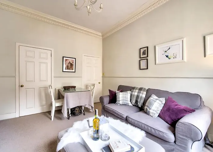 Joivy Lovely Flat On The Royal Mile Διαμέρισμα *