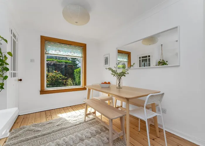 Feriehus Cozy With Character Cheerful With Garden At Leith Links Park