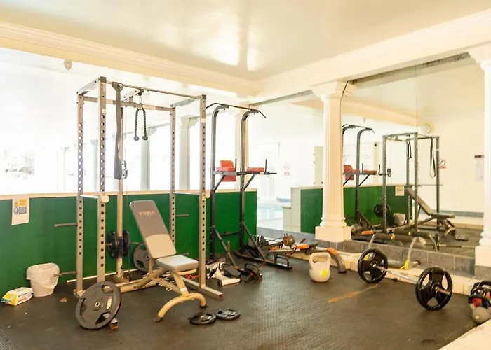 Central, Bright 2 Bed Flat - Pool & Sauna Apartmán Edinburgh