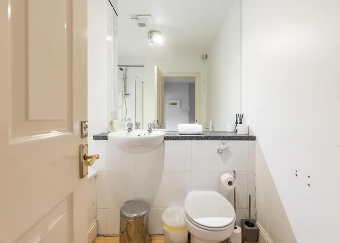 Amazing Castle View אדינבורו