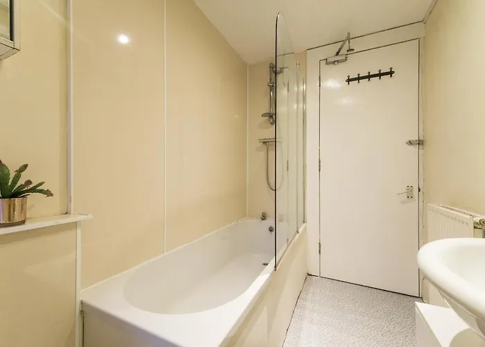 Edinburgh Central Morrison Aparthotel * אדינבורו