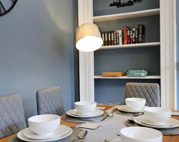 The Newington * אדינבורו