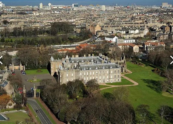 Ellwyn House