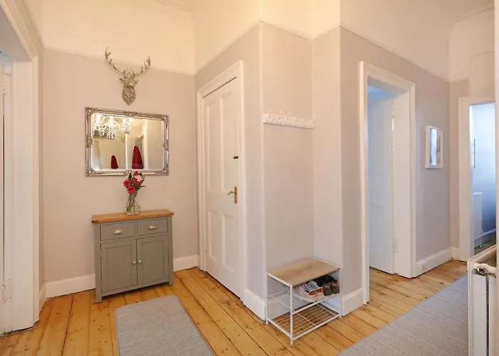 The Newington אדינבורו