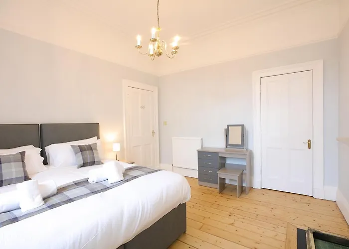 The Newington Apartament