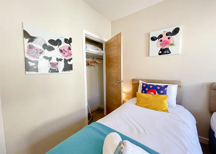 Charming Old Town 2 Bed Apt, 2mins From Royal Mile