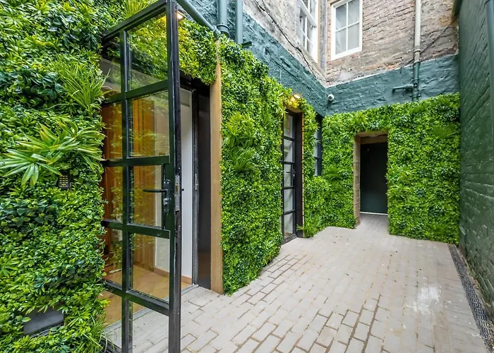 No1 - New Town Apartment *