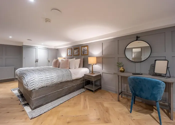 No1 - New Town Apartment *