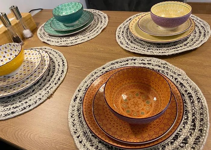 Private Main Door Lovely 2 Bedroom * إدنبرة