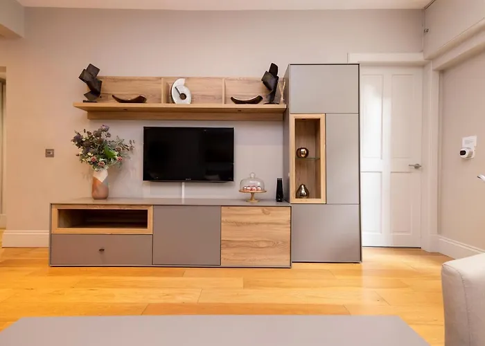 Joivy Splendid Flat Near Castle Edinburgh