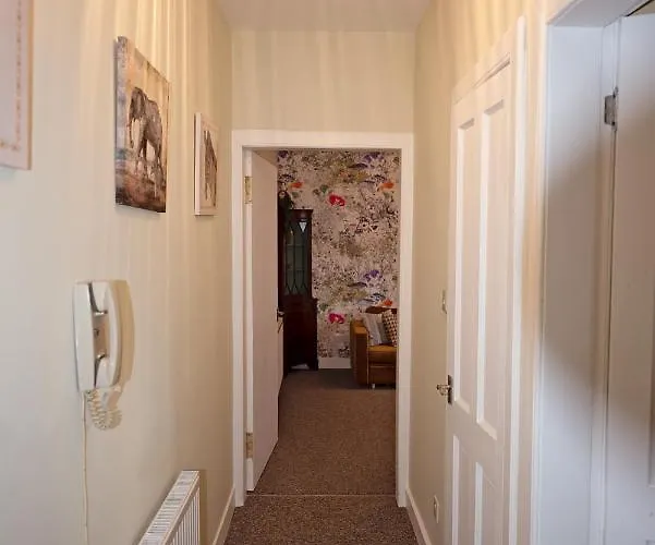 Cosy One Bedroom Flat In Center *