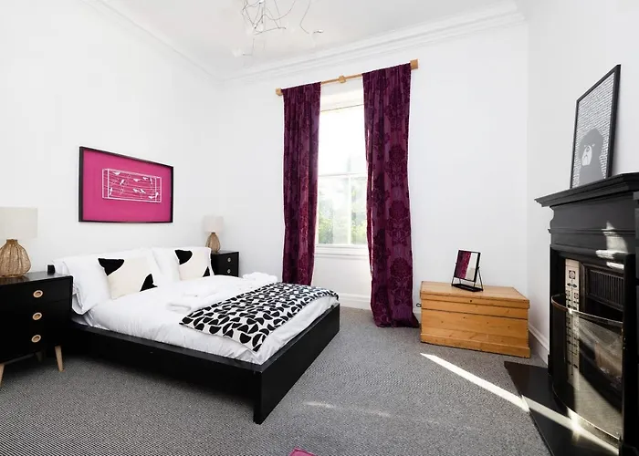 Joivy Delightful Flat With Parking 公寓