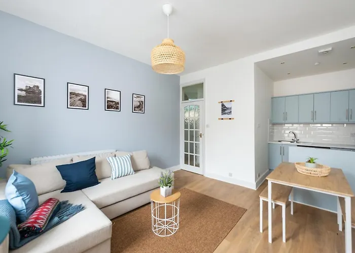 Lovely 1-bedroom In * אדינבורו